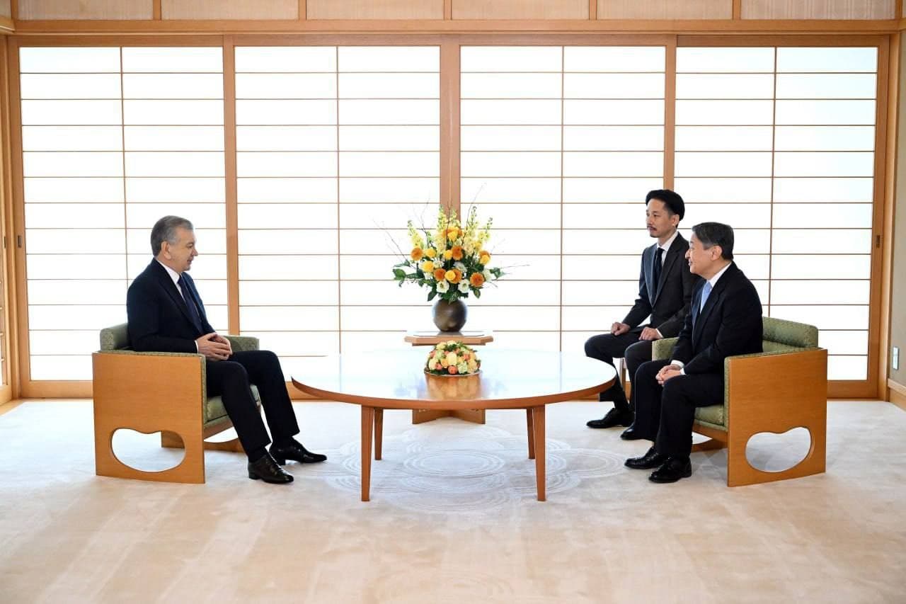 A meeting between the President of Uzbekistan and Emperor of Japan held