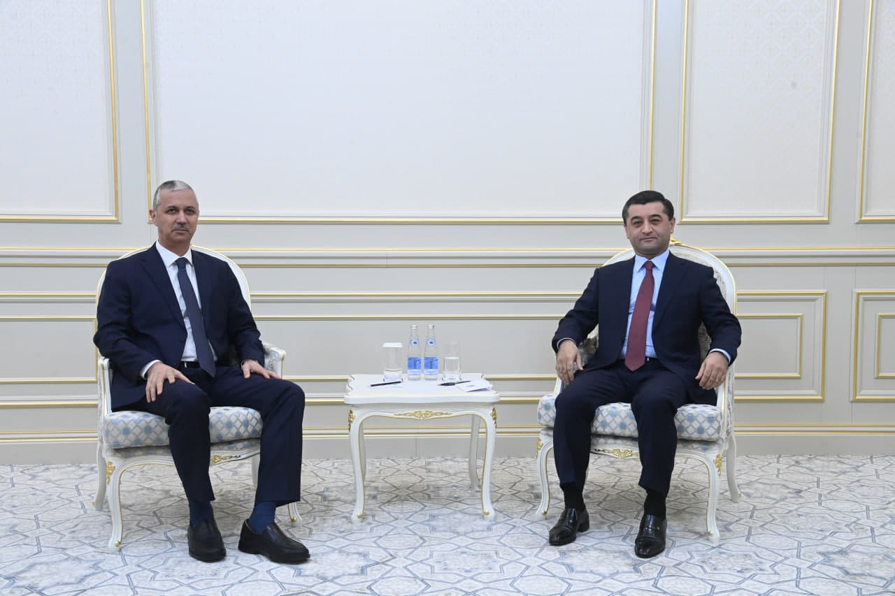 Министр иностранных дел Узбекистана встретился с послом Таджикистана