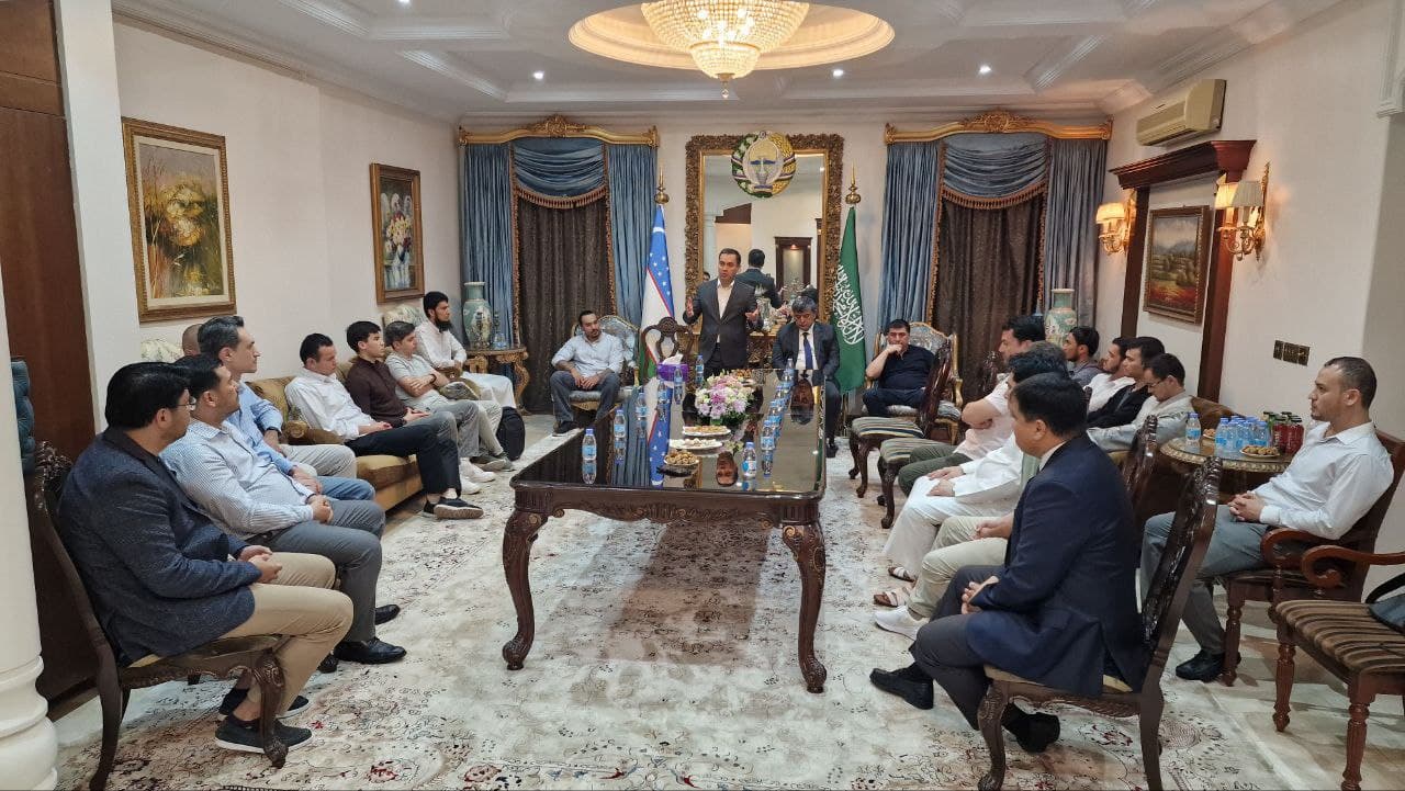 В Джидде состоялся круглый стол с соотечественниками