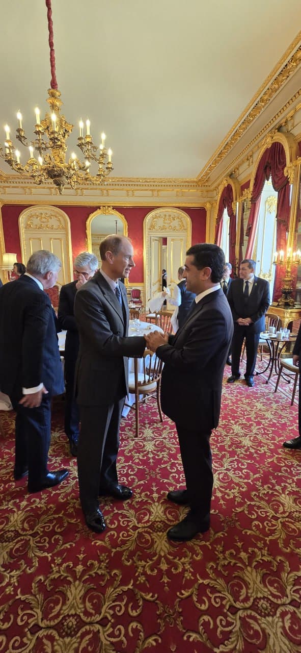On the Meetings of the Minister of Foreign Affairs of Uzbekistan in London