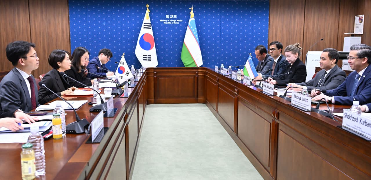 Uzbek–Korean political consultations were held in Seoul
