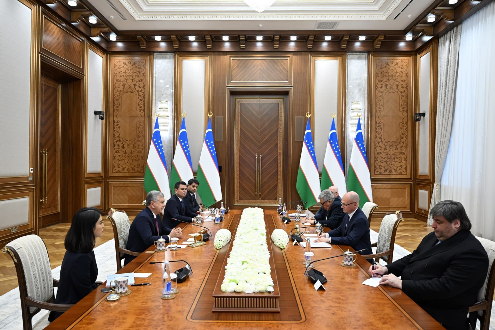 President of Uzbekistan receives delegation from Russia