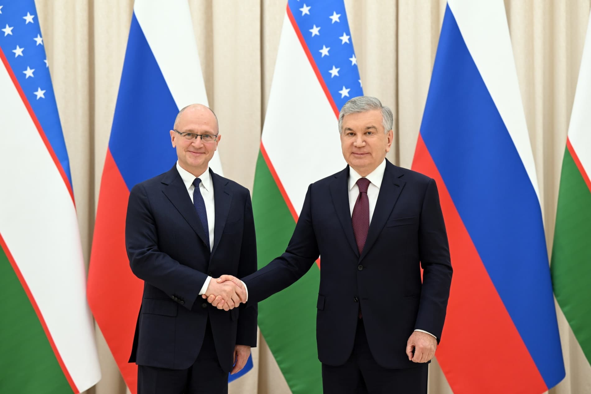 President of Uzbekistan receives delegation from Russia
