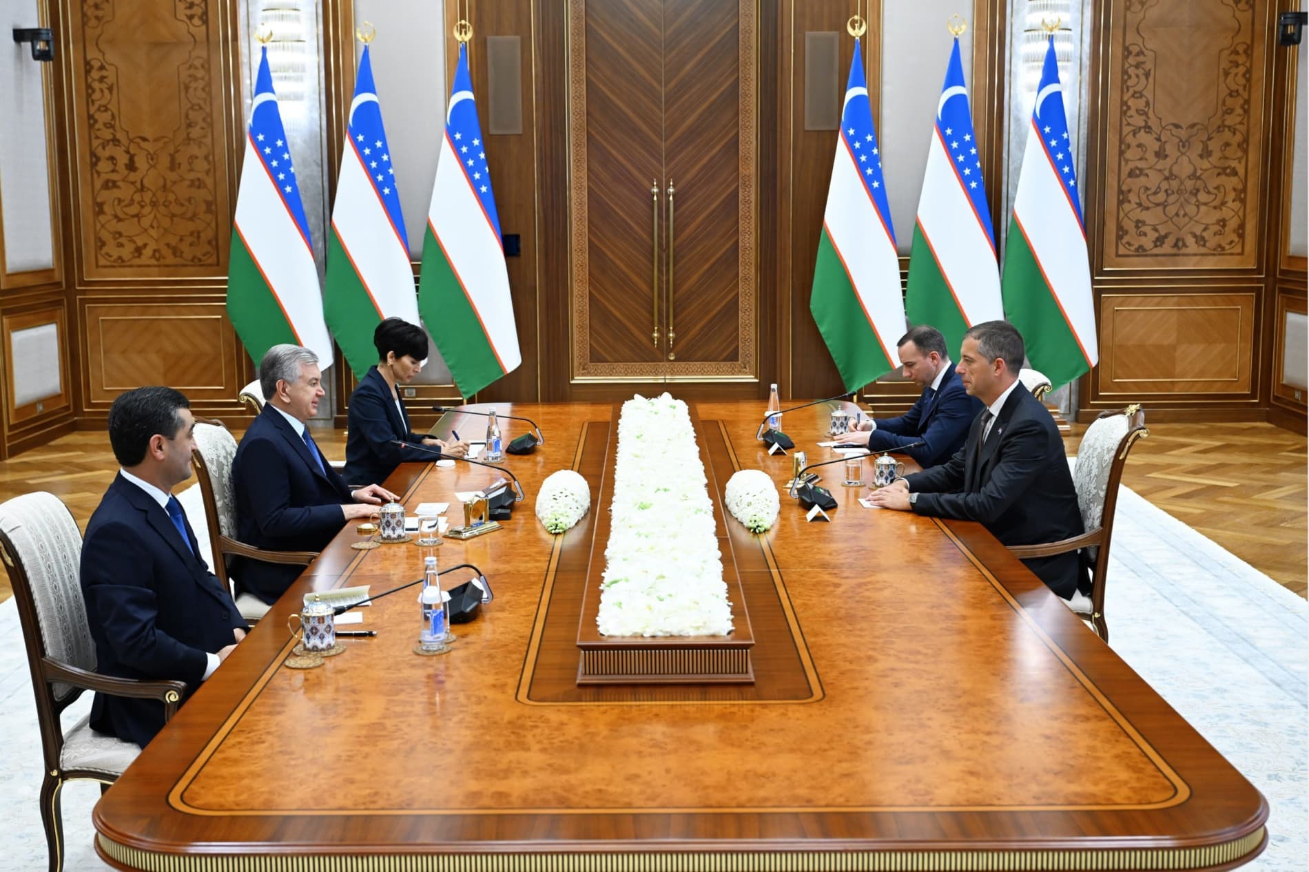 Oʻzbekiston Prezidenti Serbiya delegatsiyasini qabul qildi