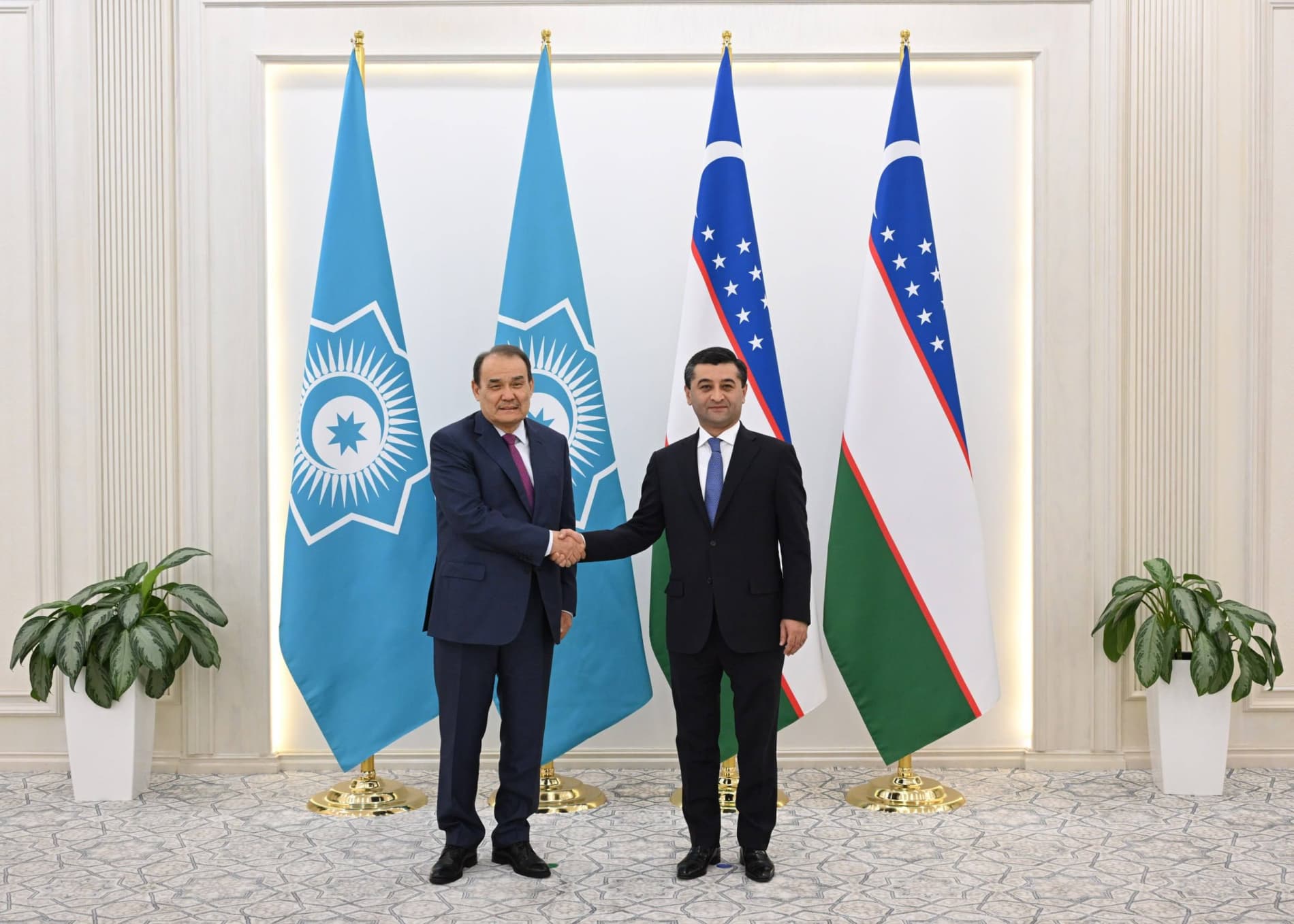 Turkiy investitsiya fondi prezidenti bilan uchrashuvga oid