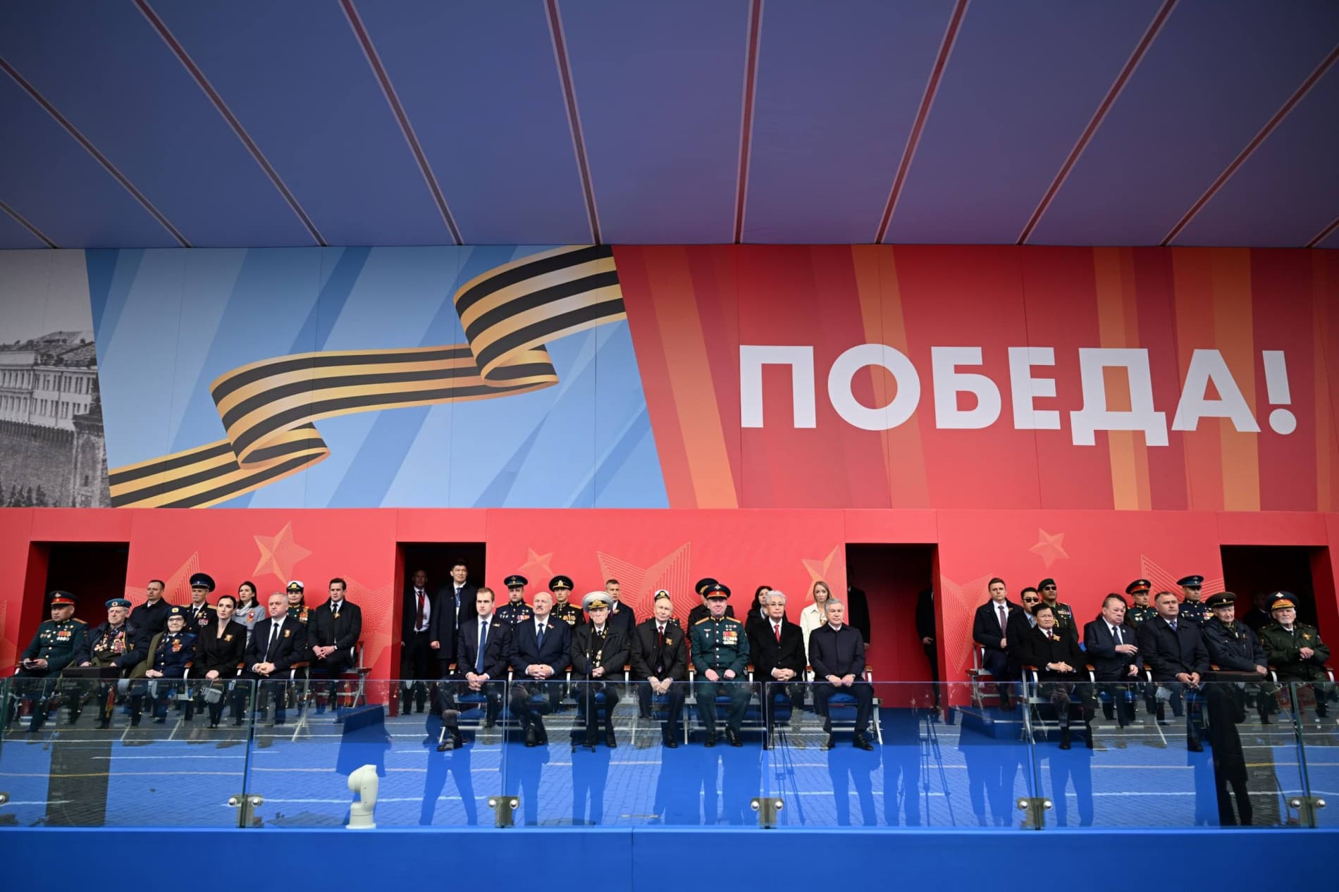 President of Uzbekistan takes part in ceremonial events marking the 81st anniversary of Victory