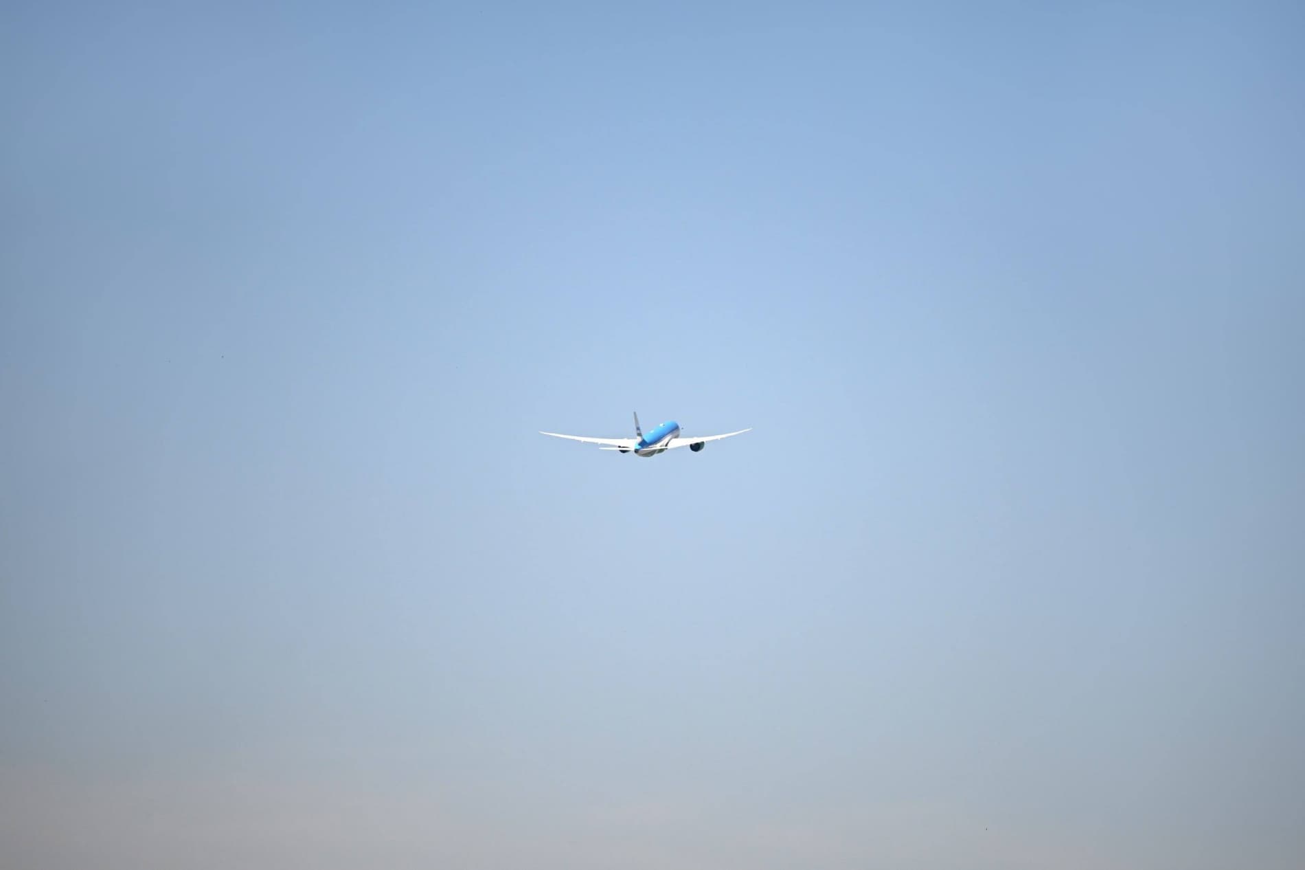 President of Uzbekistan departs for Kazakhstan