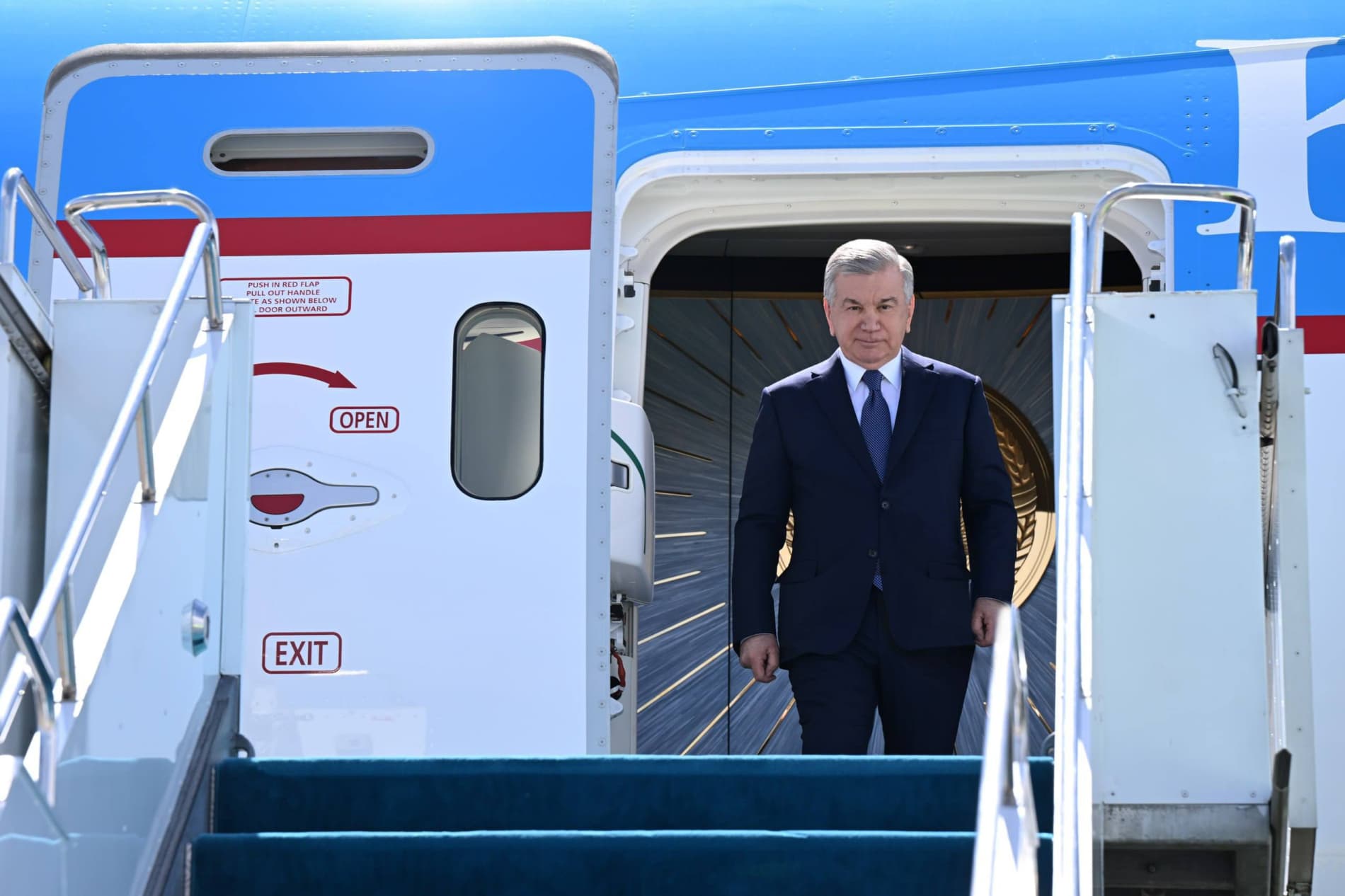 O‘zbekiston Prezidenti Turkistonga keldi