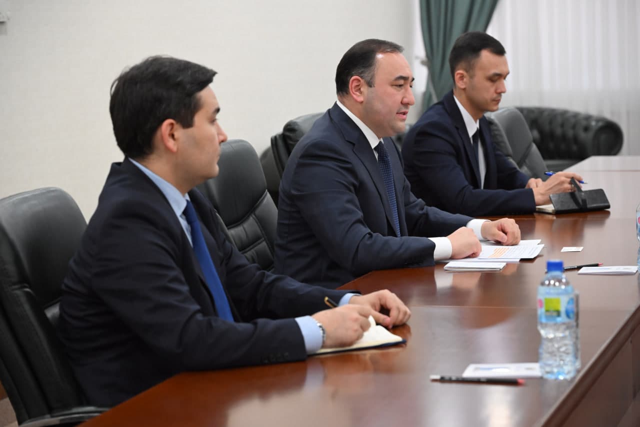 Meeting with the Ambassador of China