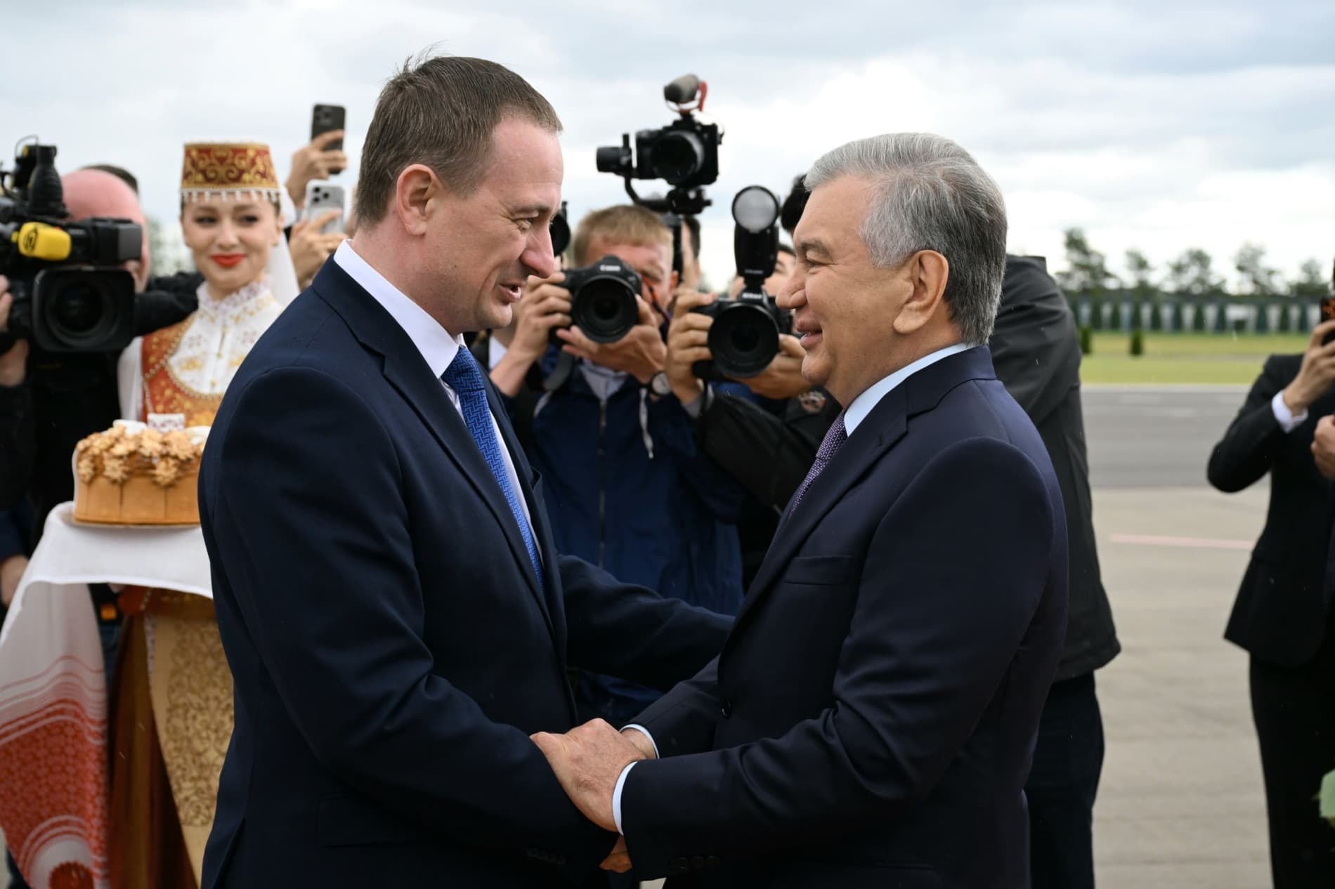 Oʻzbekiston Prezidentining Belarusga rasmiy tashrifi boshlandi