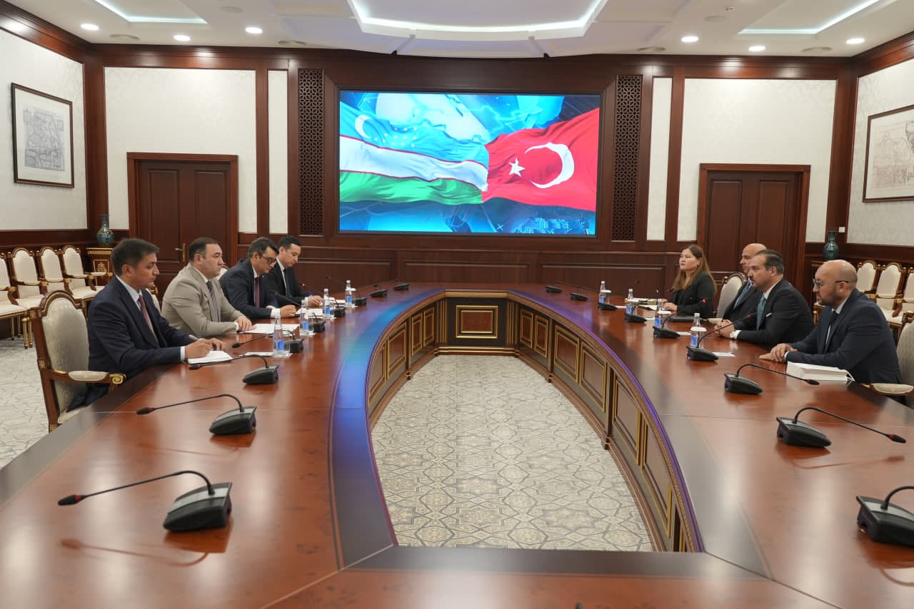 Turkiyaning «Adolat va taraqqiyot» partiyasi raisi o‘rinbosari bilan uchrashuv to‘g‘risida