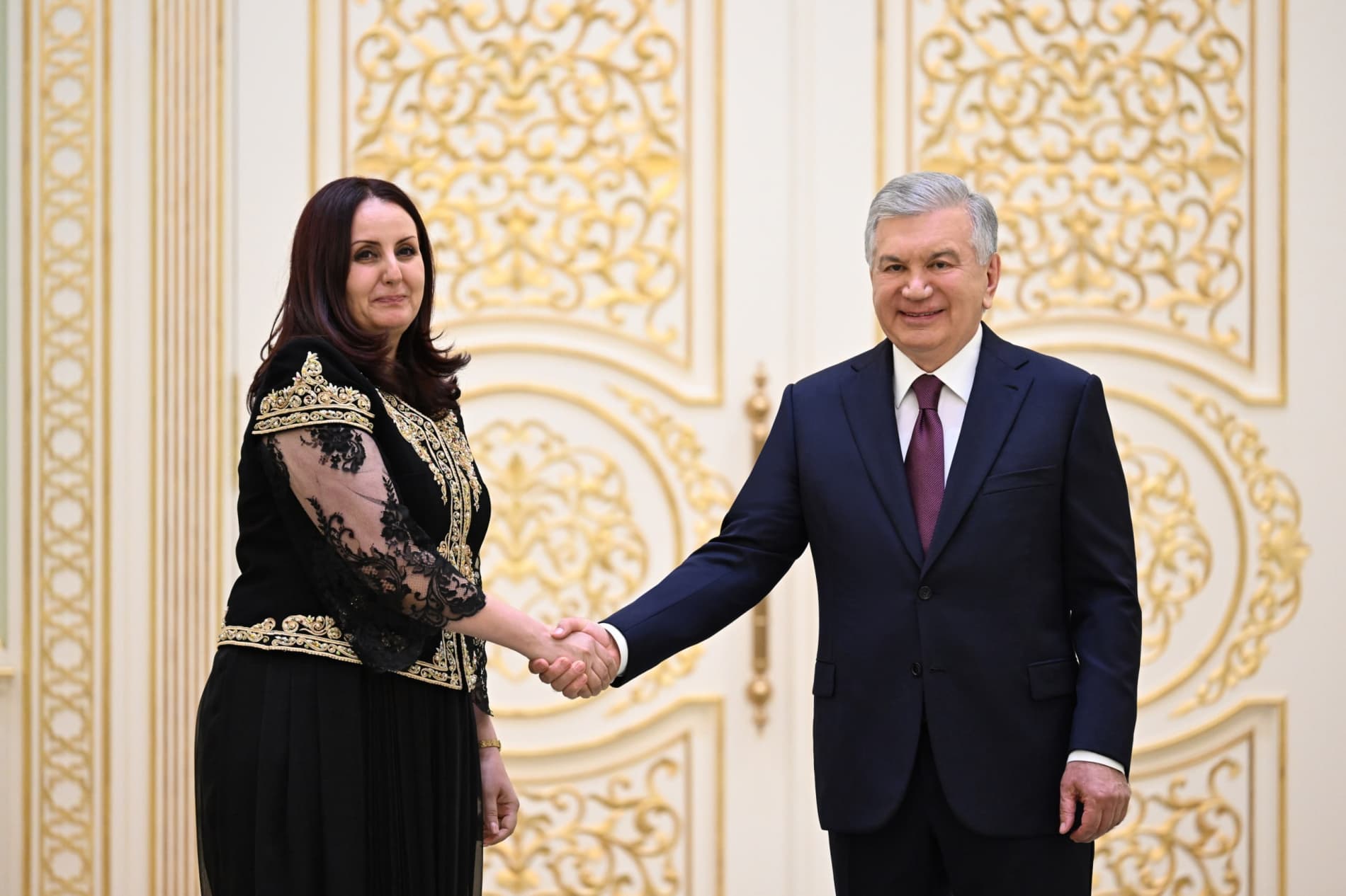 Oʻzbekiston Prezidenti yangi tayinlangan xorijiy elchilardan ishonch yorliqlarini qabul qildi