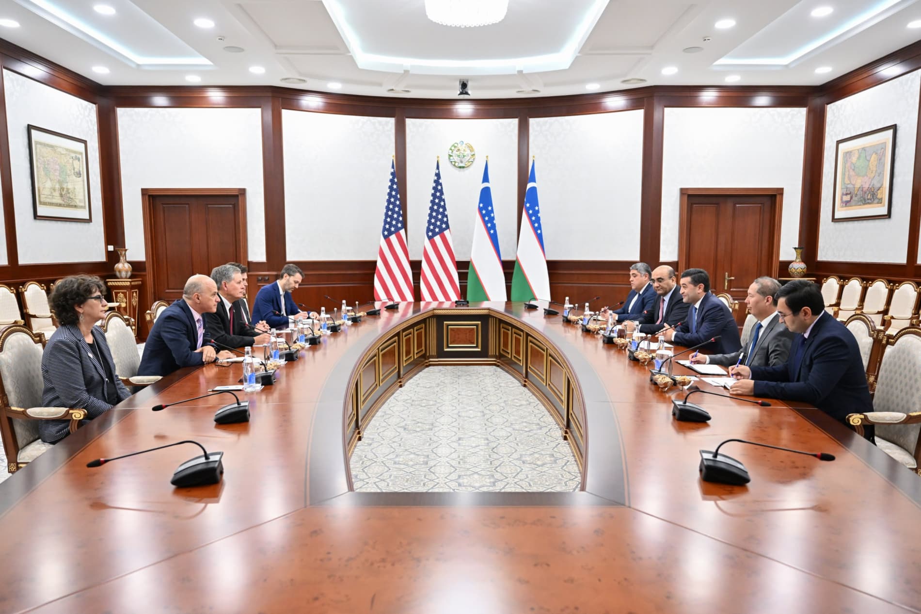 О встрече главы МИД с сенатором США Стивом Дэйнсом