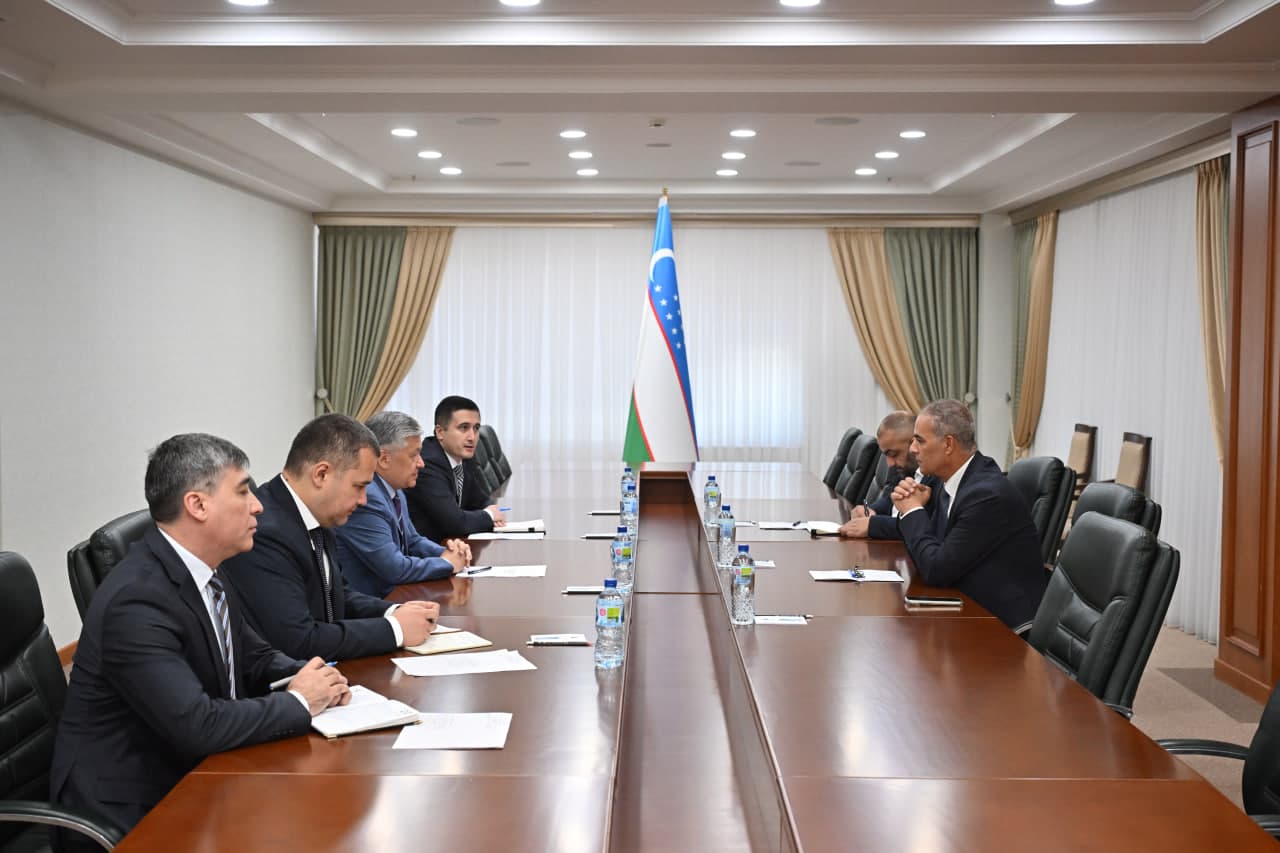 On the Meeting with the Ambassador of Palestine