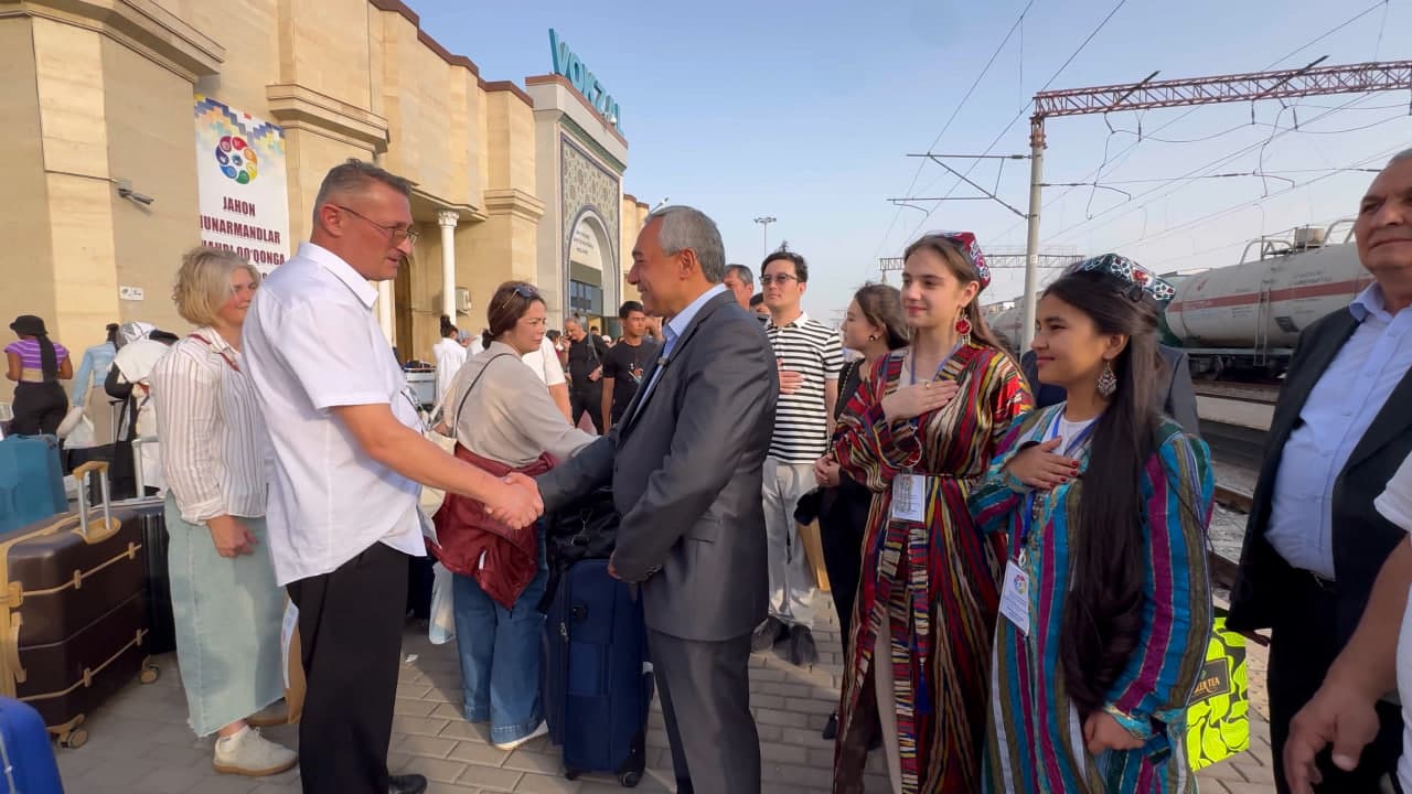 Мы влюбились в тебя Коканд, мы тобой очарованы! Бесконечные по смыслу и искренние слова