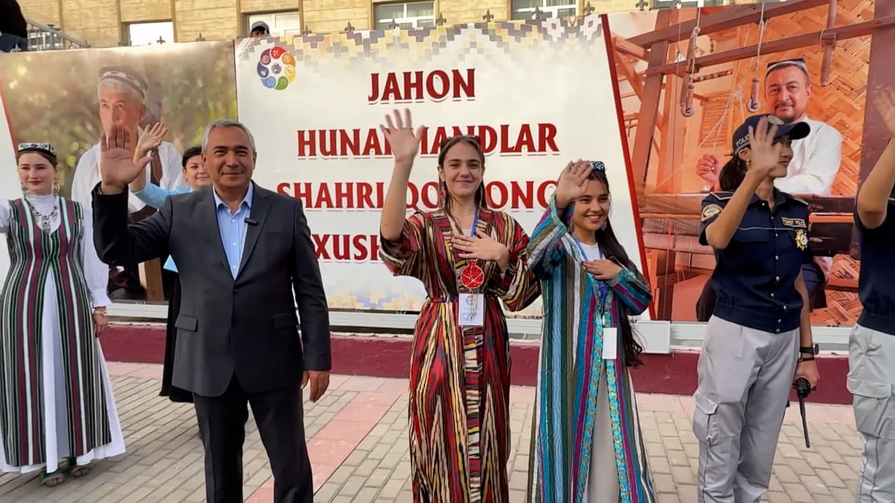 Мы влюбились в тебя Коканд, мы тобой очарованы! Бесконечные по смыслу и искренние слова