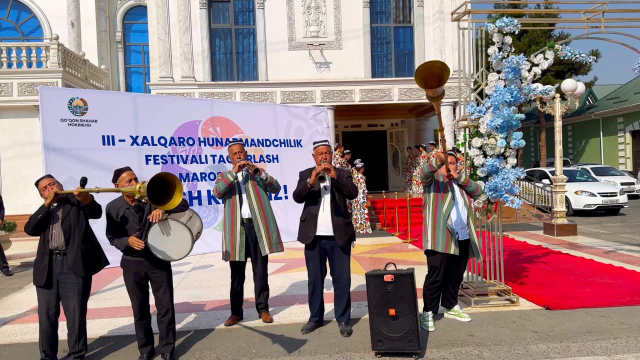 A gala awards ceremony for the participants of the 3rd International Festival of Handicrafters was held in Kokand