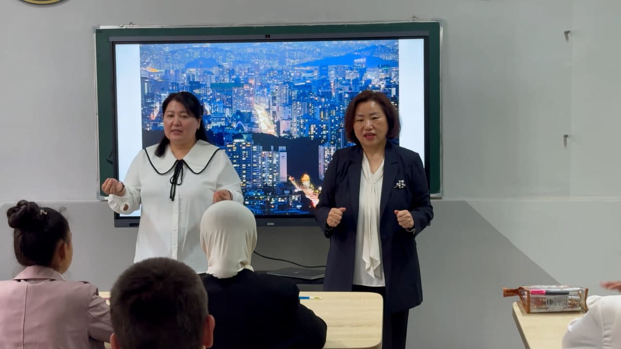 Specialists from South Korea are conducting classes for young people in Kokand.