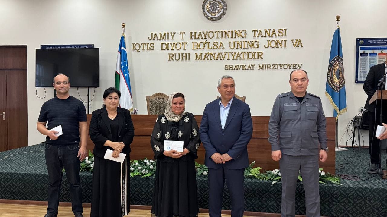 Qo‘qon shahrida jinoyatchilikka qarshi kurashda yuksak natijalarga erishgan ichki ishlar va mahalla tizimi xodimlari e’tirof etildi