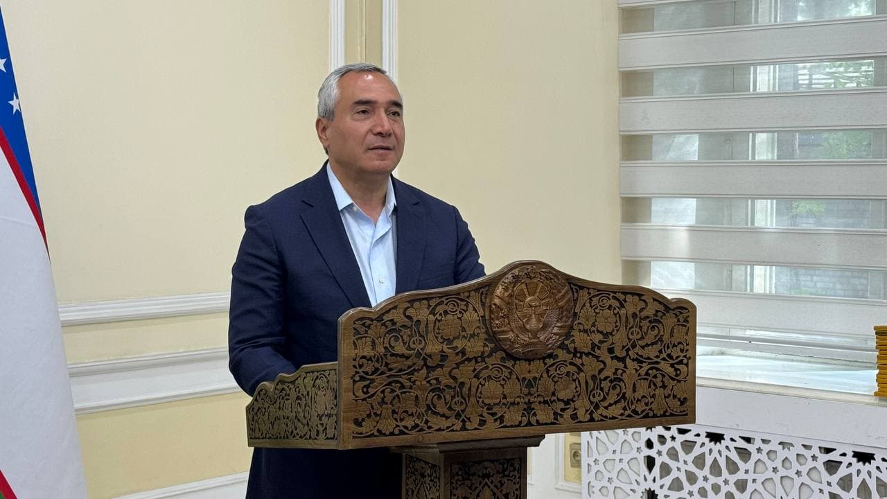 В Коканде состоялось торжественное мероприятие, посвящённое работникам культуры и искусства.