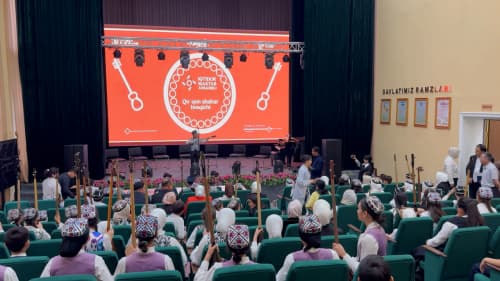 Қўқон шаҳрида “Иқтидор Мактаб ансамбли” кўрик танловининг шаҳар босқичи ўтказилди
