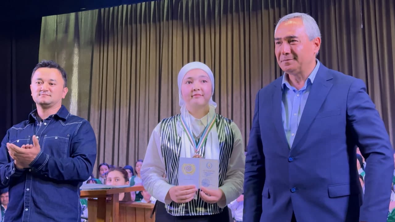 В Коканде в честь Дня молодёжи состоялся концерт.