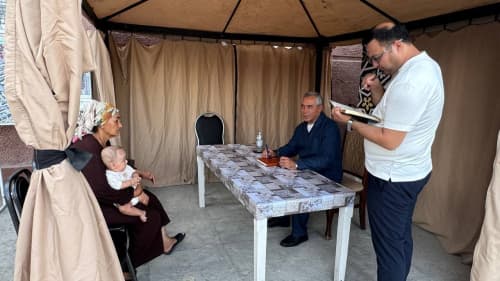Qo‘qon shahar hokimi “Shikorbegi” mahallasida fuqarolar bilan muloqot qildi