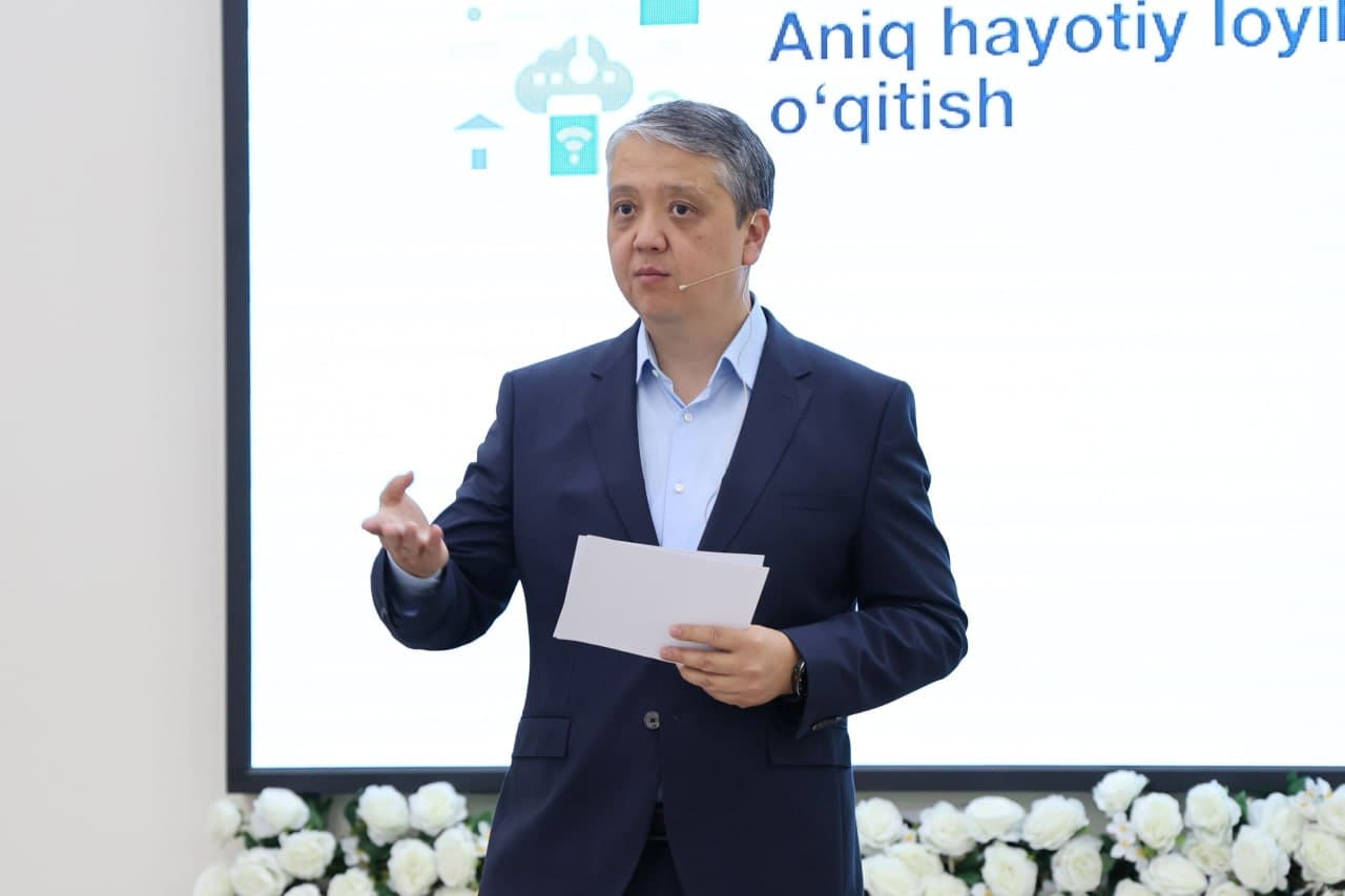 "Robo-Coding" olimpiadasi tadqirlash marosimi doirasida taqdimot