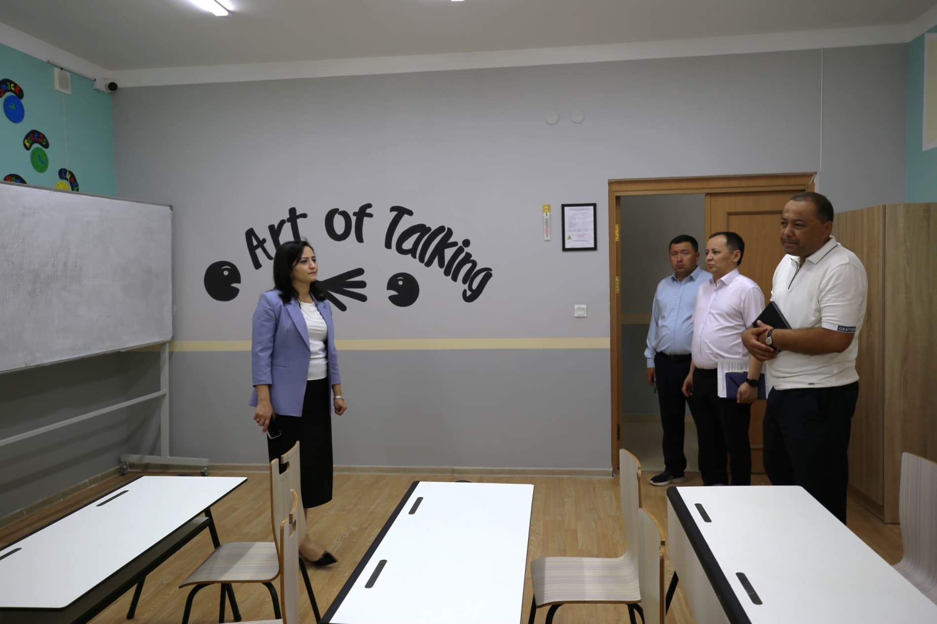 XORAZMDA YANGI O‘QUV YILIGA TAYYORGARLIK JARAYONLARI O‘RGANILDI