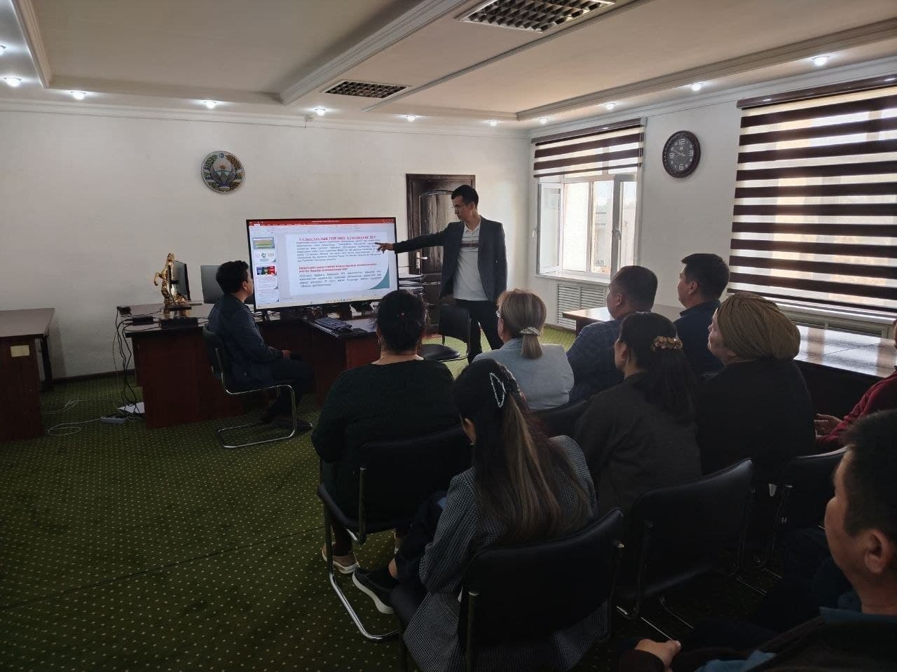 “Korrupsiya- taraqqiyot kushandasi” mavzusida seminar tashkil etildi