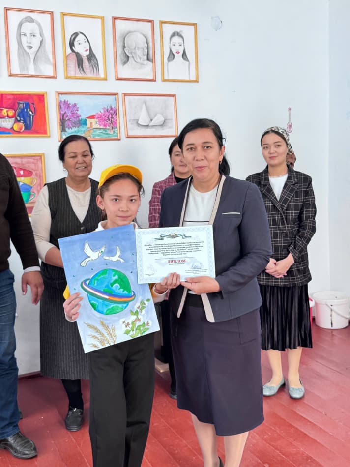 Qo‘ng‘irotda “Mening bag‘rikeng dunyoim” rasmlar tanlovi o‘tkazildi