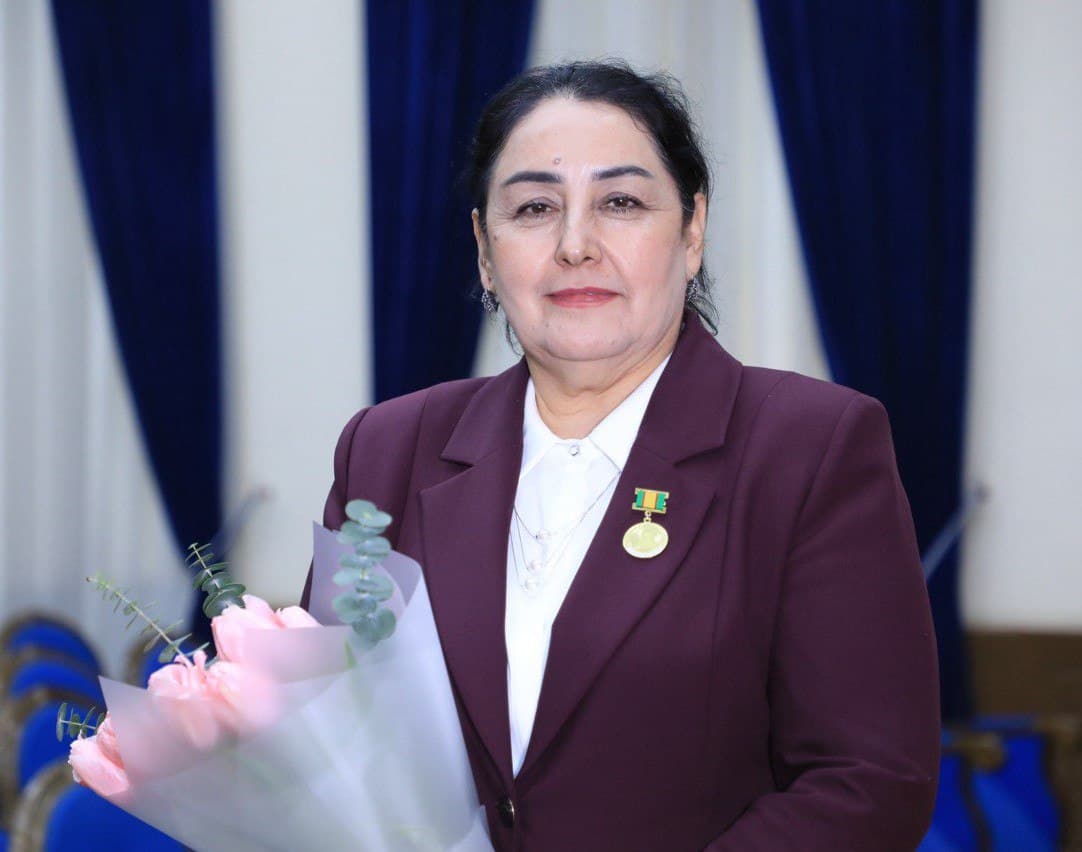 Millatlararo munosabatlar qo'mitasi jamoasi Saodat Davlatovani ushbu yuksak e’tirof bilan qutlaydi!