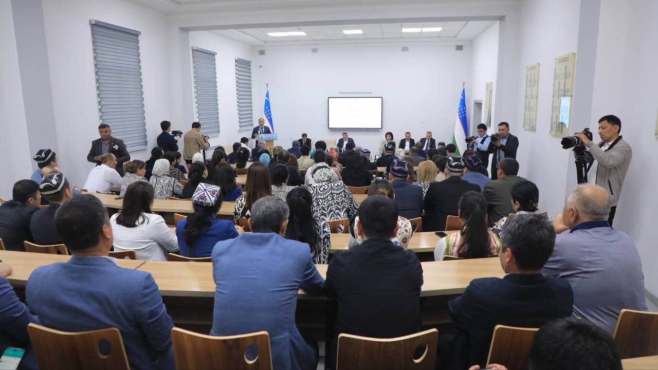 “Do‘stlik stelasi” – qardosh mamlakatlar o‘rtasidagi do‘stlik, yaxshi qo‘shnichilik, ishonch va strategik sheriklik ramzi” mavzusidagi ilmiy-amaliy konferensiya o‘tkazildi.