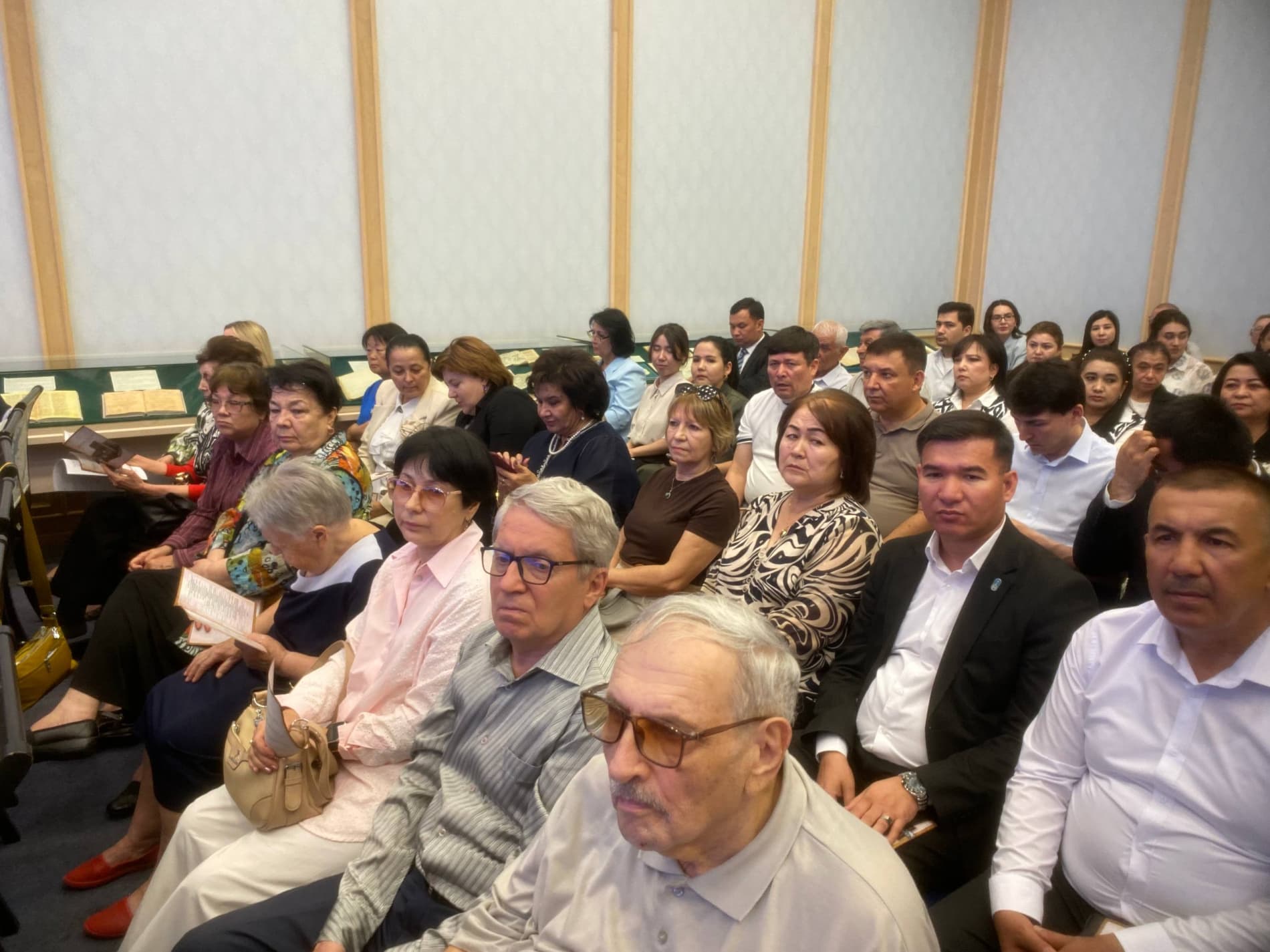 “Oʻzbekiston – najot yurti” kitobi taqdimoti oʻtkazildi