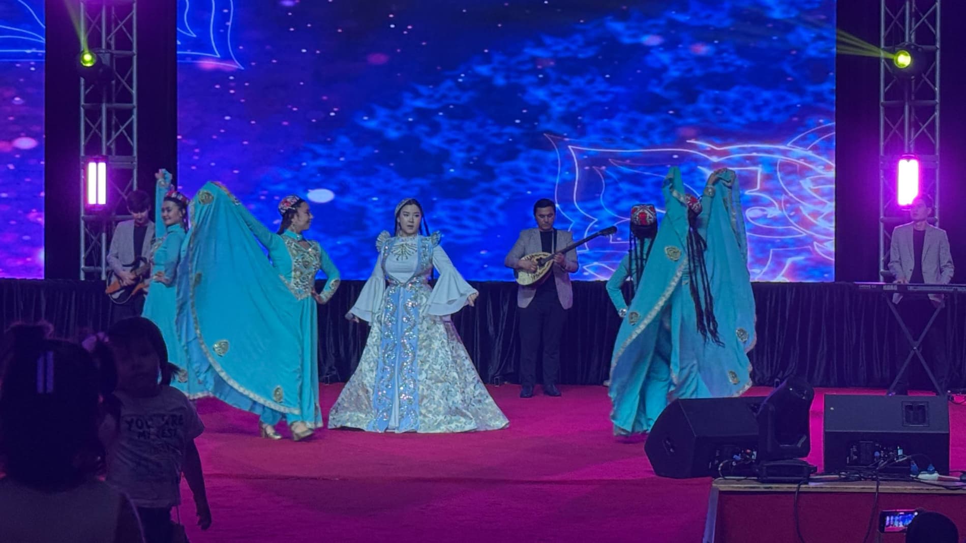 O‘zbekiston Milliy kino san’ati saroyida “Do‘stlik ko‘prigi” nomli gala-konsert o’tkazildi