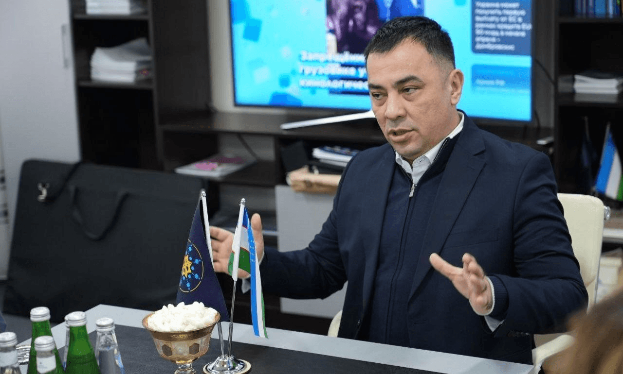 Состоялась встреча депутата Законодательной палаты Олий Мажлиса Б.Алиханова с директором Агентства Узгидромет Ш.Хабибуллаевым.