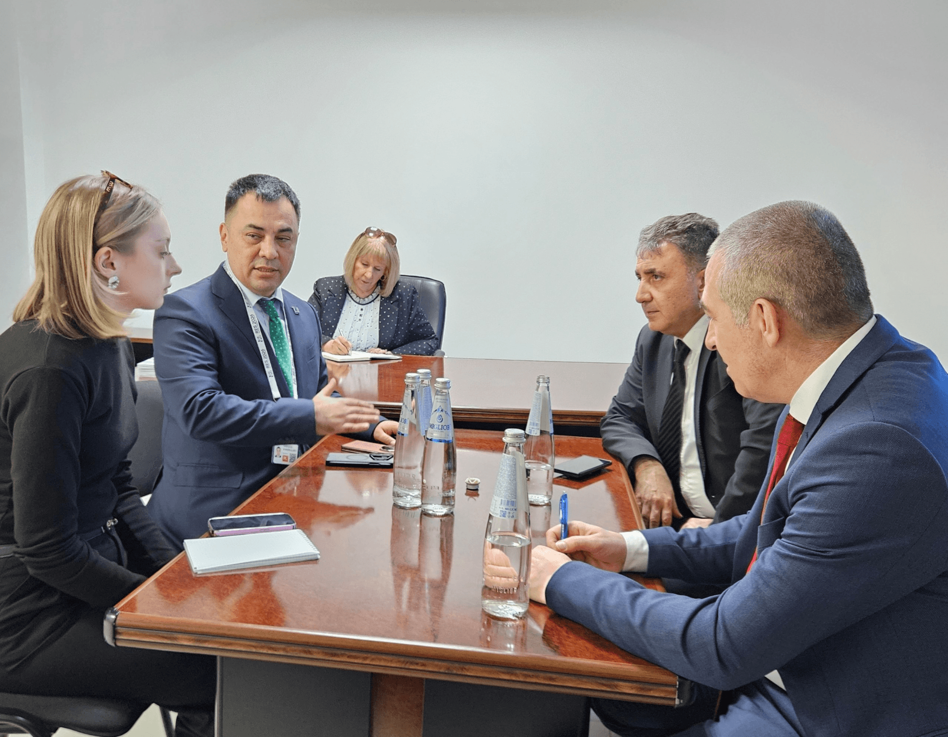 Встреча директора Узгидромета Ш.Хабибуллаева с представителями метеорологической службы Турции