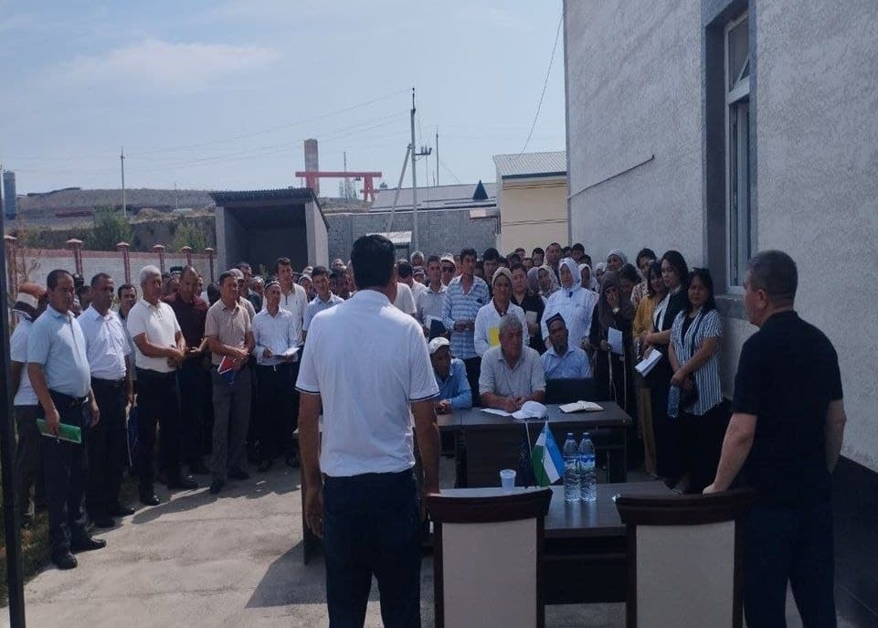 Namangan gidrometeorologiya markazida barcha xodimlar ishtirokida yig‘ilish o‘tkazilib, "Korrupsiyaga qarshi kurashish" va komplayens-nazorat bo‘yicha tushuntirish va targ‘ibot ishlari olib borildi hamda tegishli ko‘rsatmalar berildi.