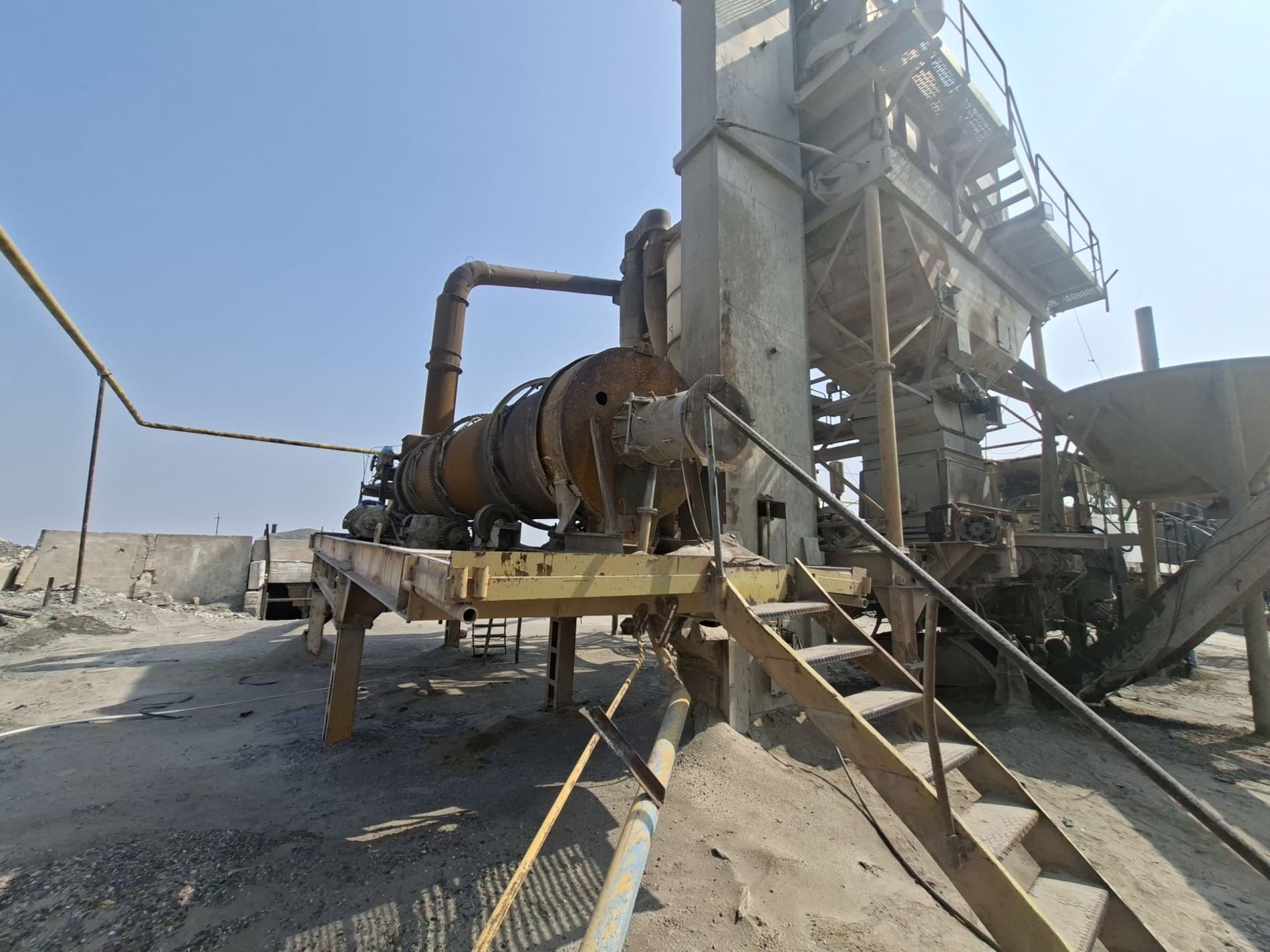 Farg‘onada asfalt-beton ishlab chiqarishda jiddiy qonunbuzarliklar aniqlandi