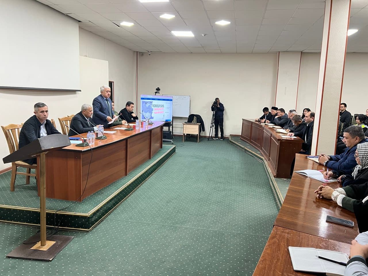 The Constitution is a guarantee of a sovereign state: a roundtable discussion was held with system employees in Jizzakh and Samarkand