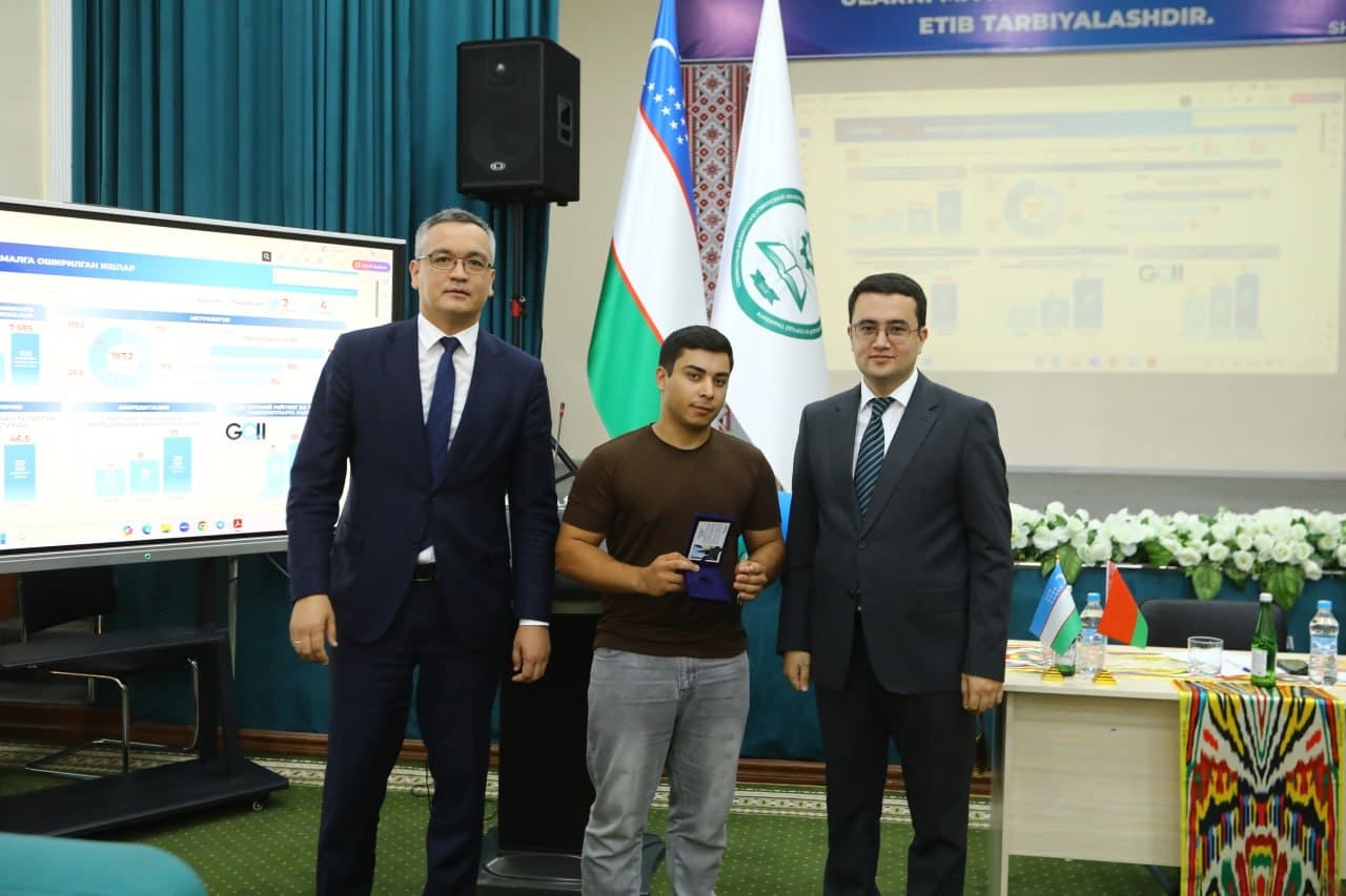 Rahbar va yoshlar: kelajak muhandislari bilan uchrashuv
