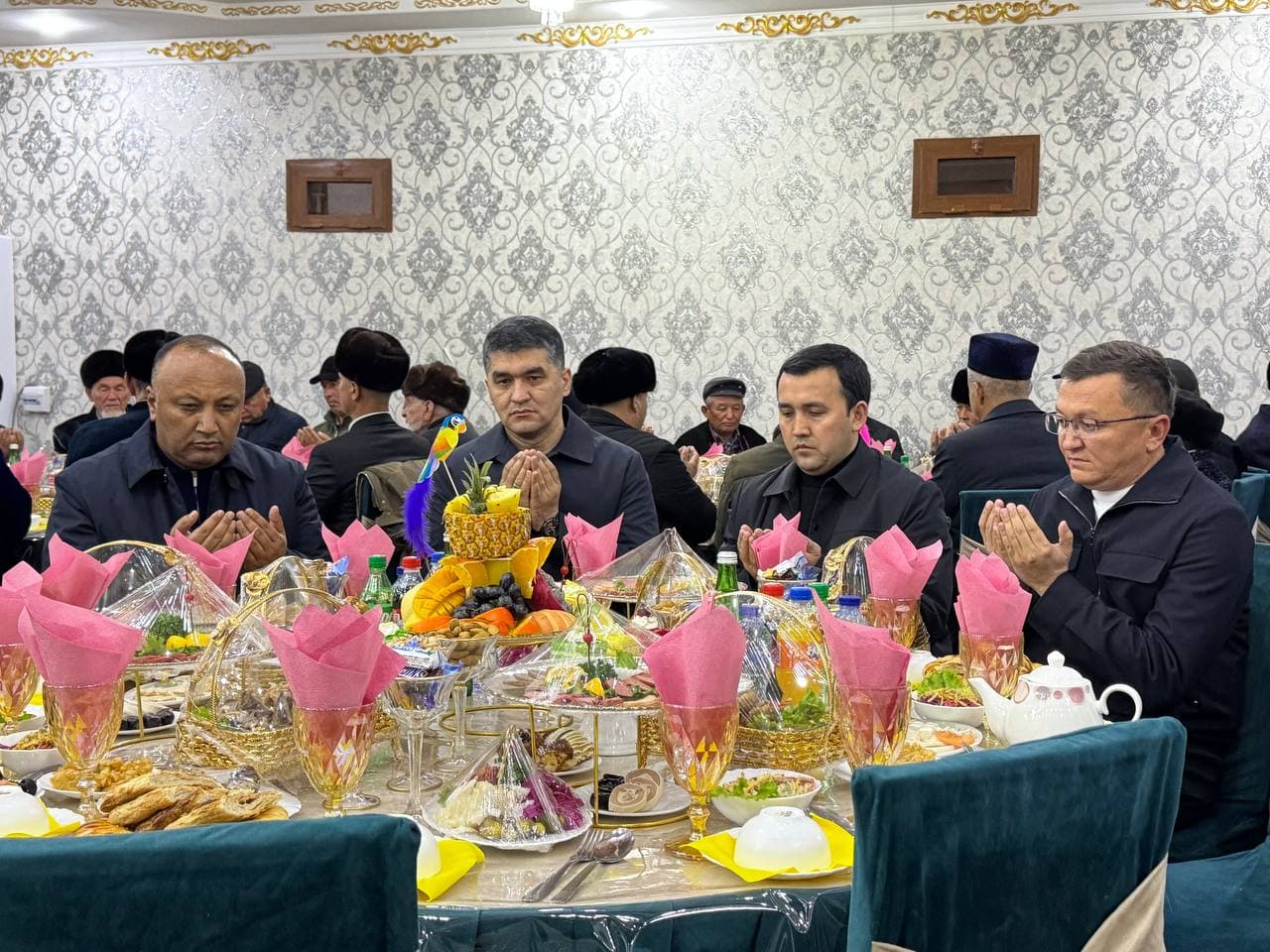 Ramazon – mehr-muruvvat, ahillik va shukronalik oyi