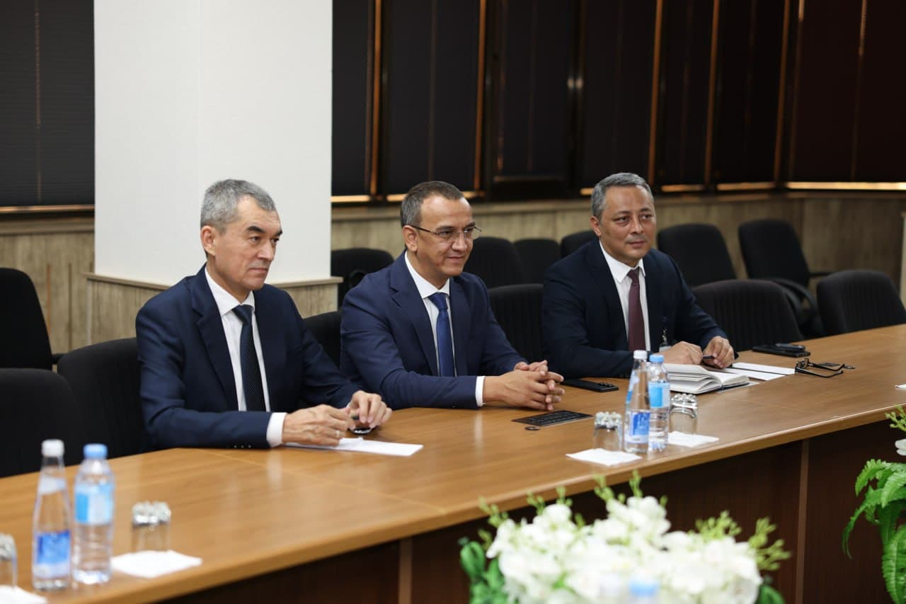 “O‘zaviatsiya” agentligida “Uzbekistan Airports” AJ vakillari bilan uchrashuv o‘tkazildi