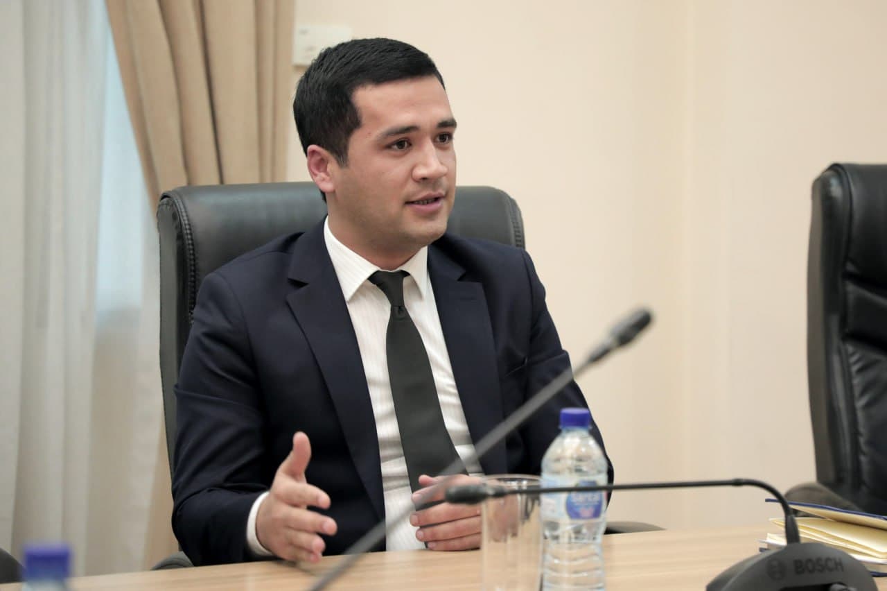 Транспорт, ҳудудий инвестиция дастурлари ва СЗни ривожлантириш бўйича брифинг