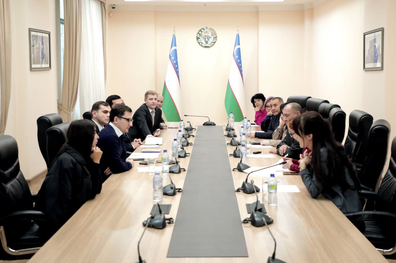 Транспорт, ҳудудий инвестиция дастурлари ва СЗни ривожлантириш бўйича брифинг