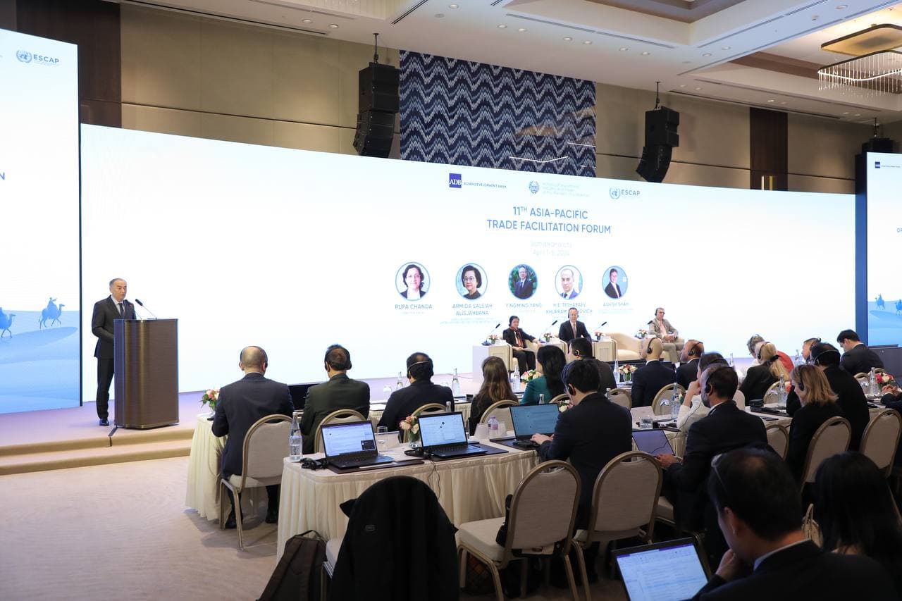 В Самарканде проходит 11-й Азиатско-Тихоокеанский форум по упрощению процедур торговли (APTFF)