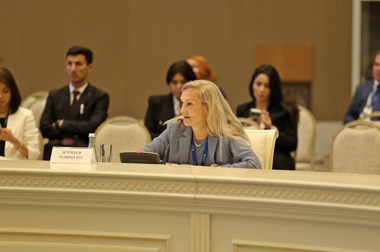 Эксперты обсудили стратегии обеспечения стабильности и роста в управлении глобальными экономическими изменениями