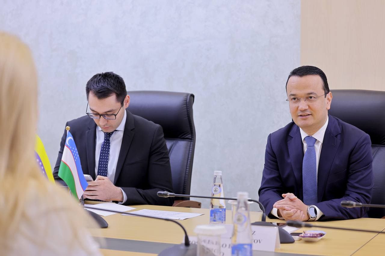 Лазиз Кудратов встретился с Чрезвычайным и Полномочным послом Венесуэлы