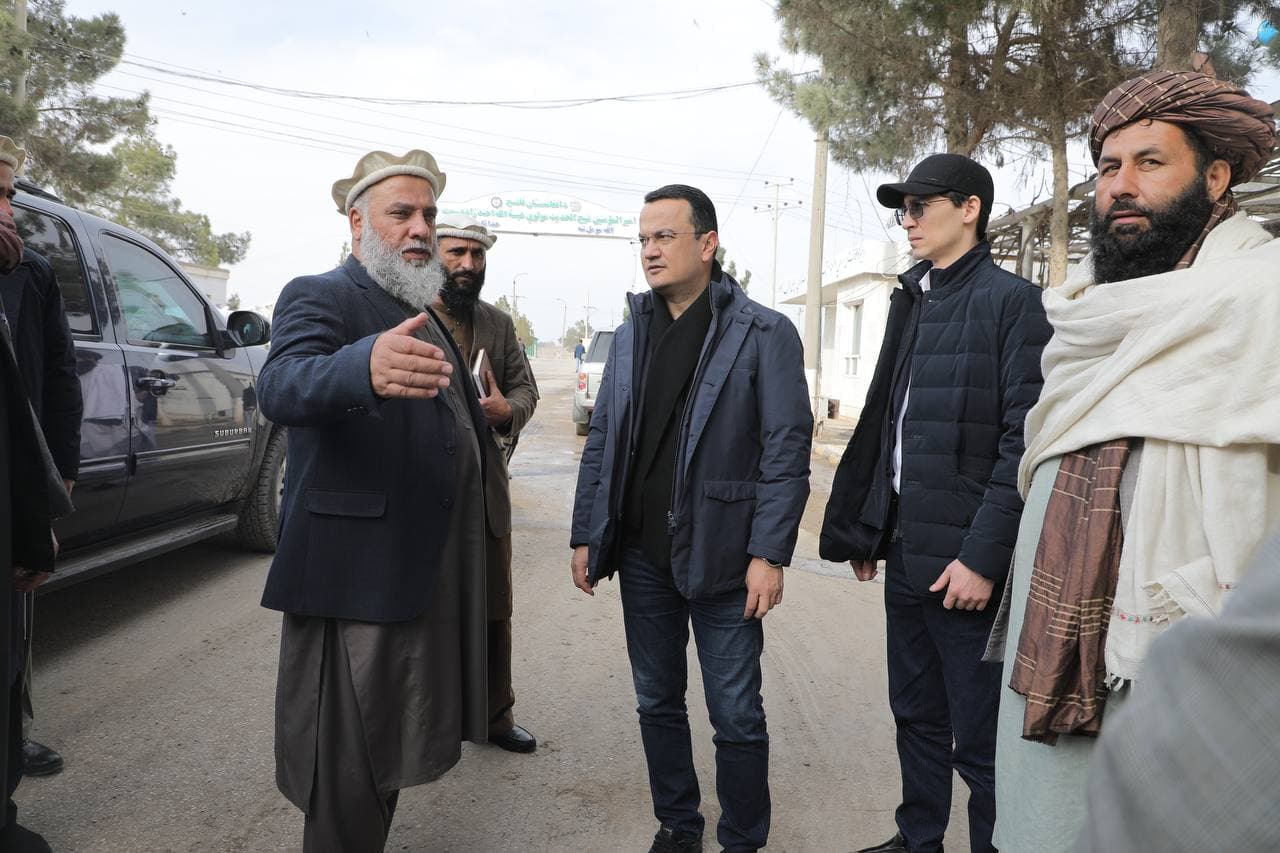 Лазиз Кудратов провёл встречу с министром торговли Афганистана Нуруддином Азизи