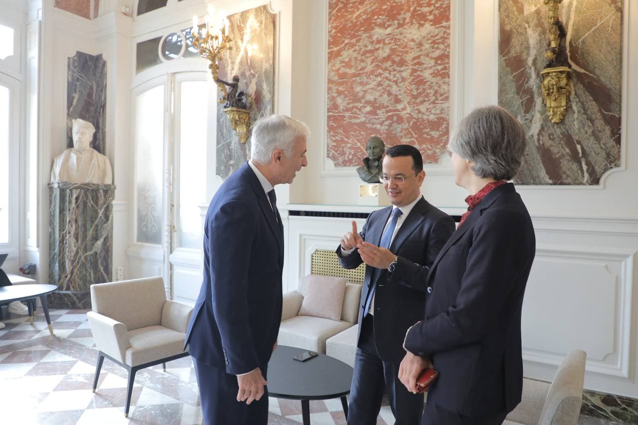 Parijda Fransiya-O‘zbekiston biznes-forumi bo‘lib o‘tdi